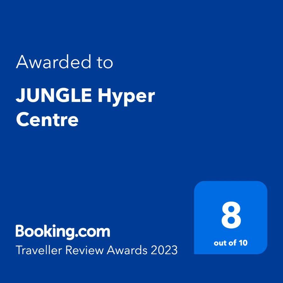 דירות נים Jungle Hyper Centre מראה חיצוני תמונה
